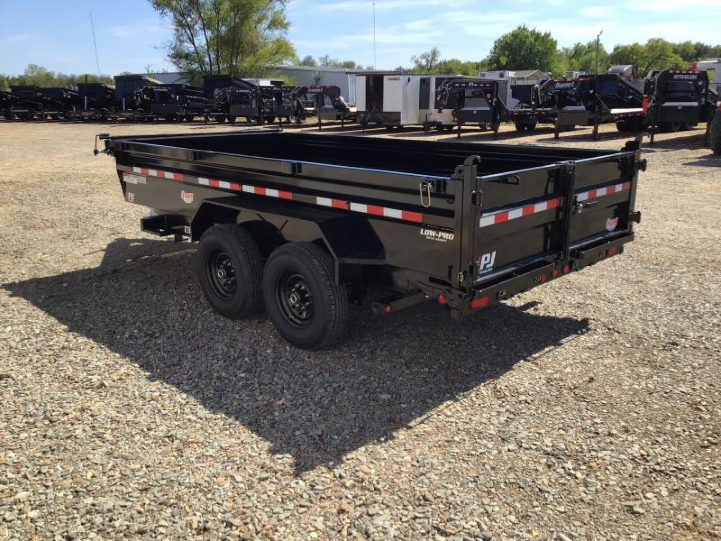 New 2026 PJ 83"x16' BP Tandem Axle Low Pro Dump w/ 24" Sides – DL