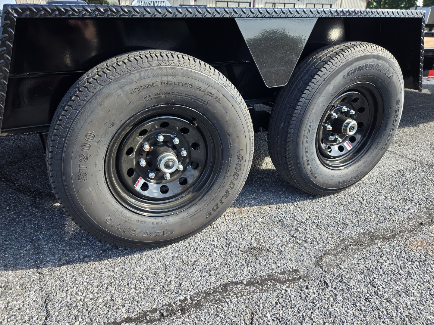 New 7 x 20 BWISE EF20-14-HD Equipment Trailer, 15.4K GVWR ***I-Beam Frame, Full-Width Ramps, Winch Mount, 3' Self-Cleaning Dovetail