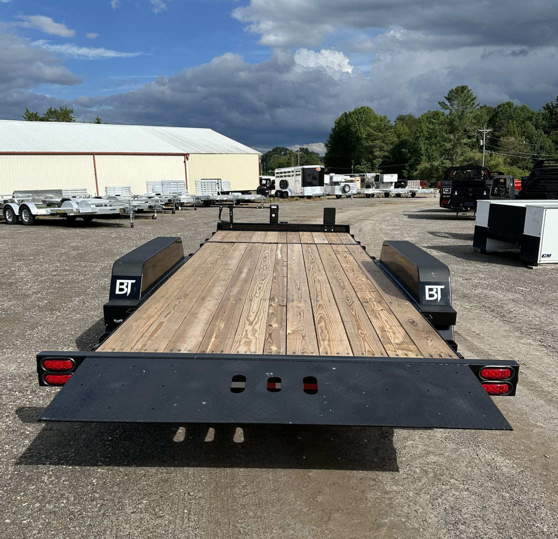 New 2026 Behnke TBCT2016ET Tilt Trailer