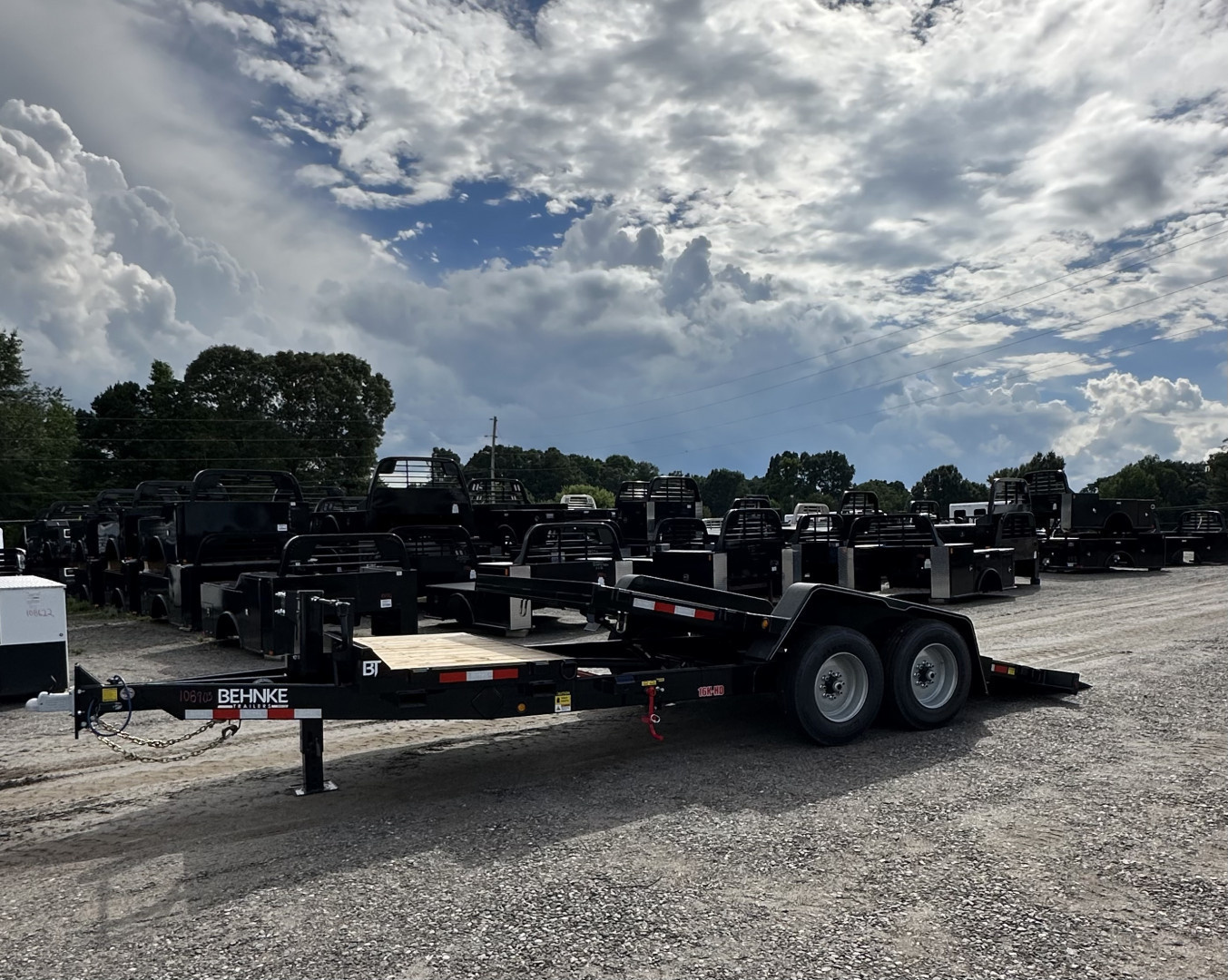 New 2026 Behnke TBCT2016ET Tilt Trailer