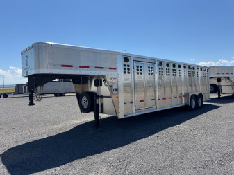 New 2025 WILSON 26' RANCH HAND STOCK TRAILER
