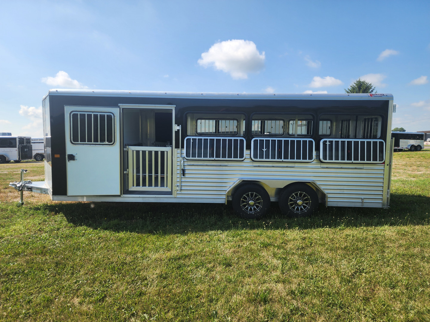 New 2026 Frontier 8 x 20 Stock Low 8 Pen/ Stock Combo Trailer