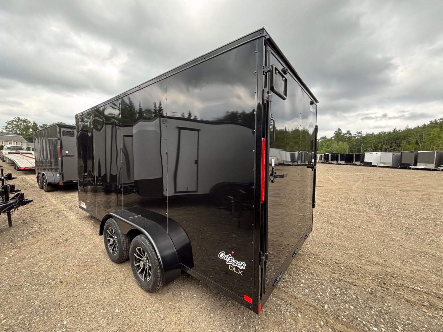 New 2025 Pace American 7X16 +2ft V-nose / Blackout Package/ 7' interior/ 7K. GVWR