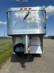 Used 2004 Featherlite Trailers 3H GN 8541 Horse Trailer