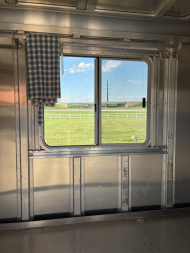 Used 2004 Featherlite Trailers 3H GN 8541 Horse Trailer