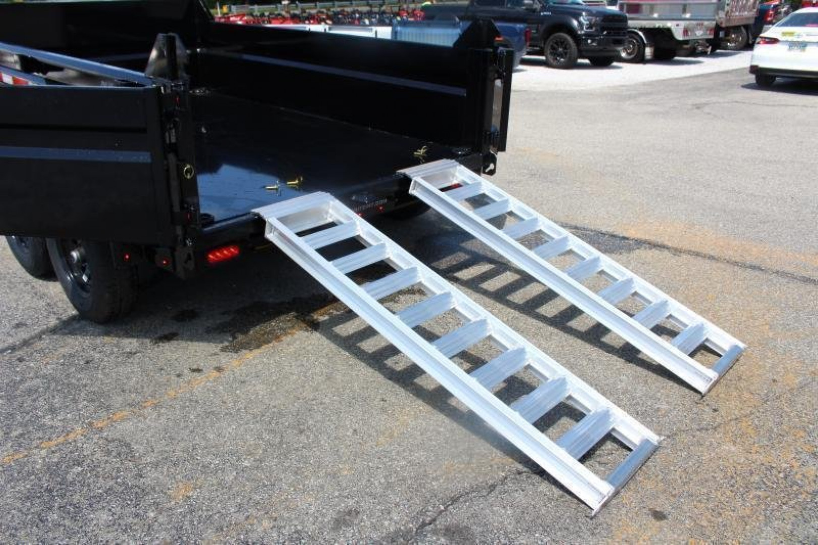 New 2025 Moritz 6' 2" x 10' Heavy Commercial DLH Series Dump Trailer - 9950# GVW