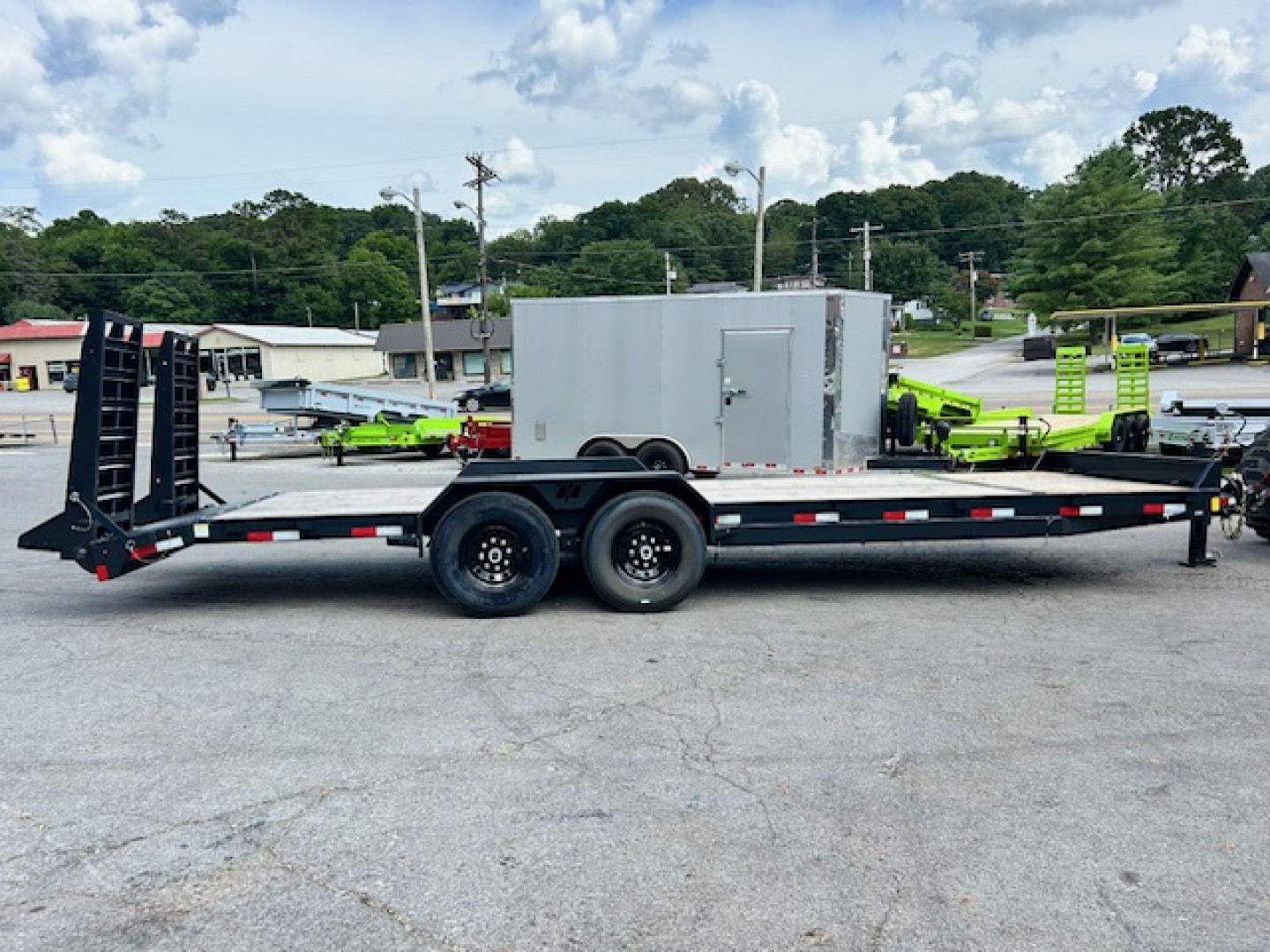 New 2025 Hillcrest Trailers 22+2 16k Equipment Trailer