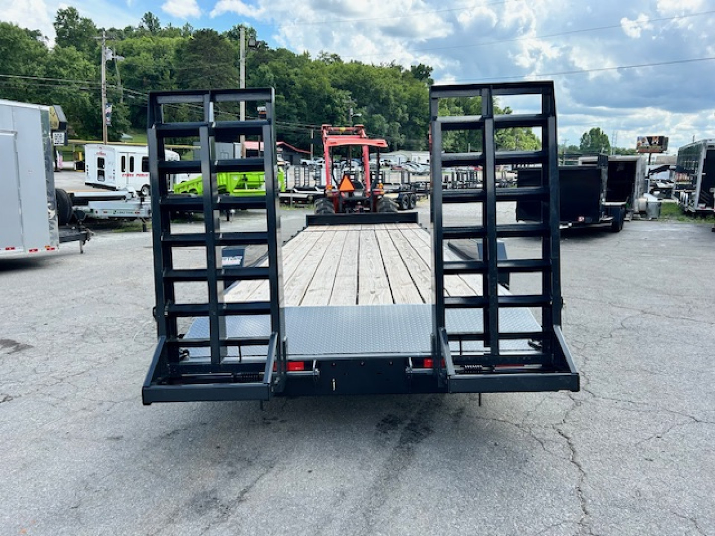 New 2025 Hillcrest Trailers 22+2 16k Equipment Trailer