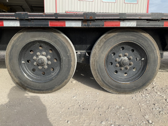 Used DP Platinum Star 102"x40' GN Flatbed