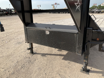 Used DP Platinum Star 102"x40' GN Flatbed