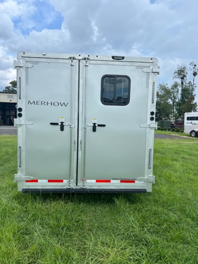 New 2025 Merhow Trailers 8' wide 3 horse w/ 12' living quarters Horse Trailer