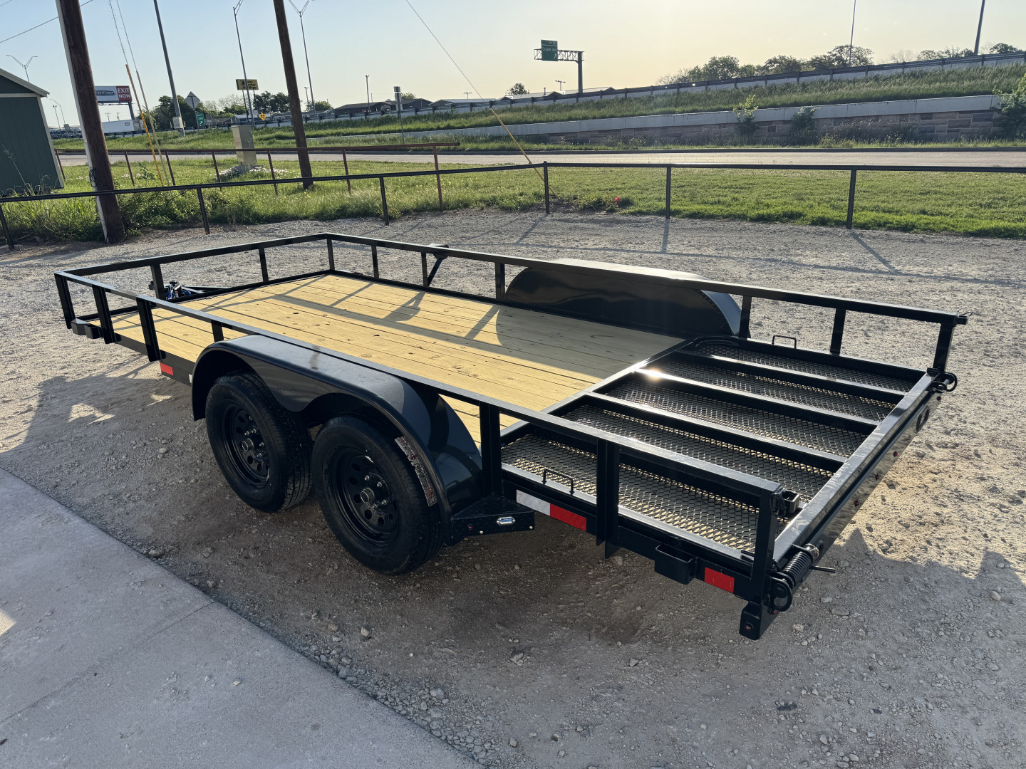 New 2025 X-On 83"x16' Tandem Axle Utility Trailer - U6
