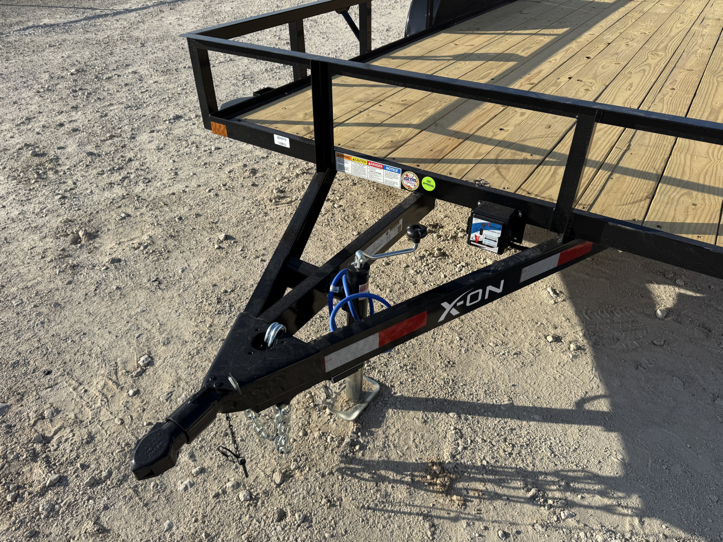 New 2025 X-On 83"x16' Tandem Axle Utility Trailer - U6