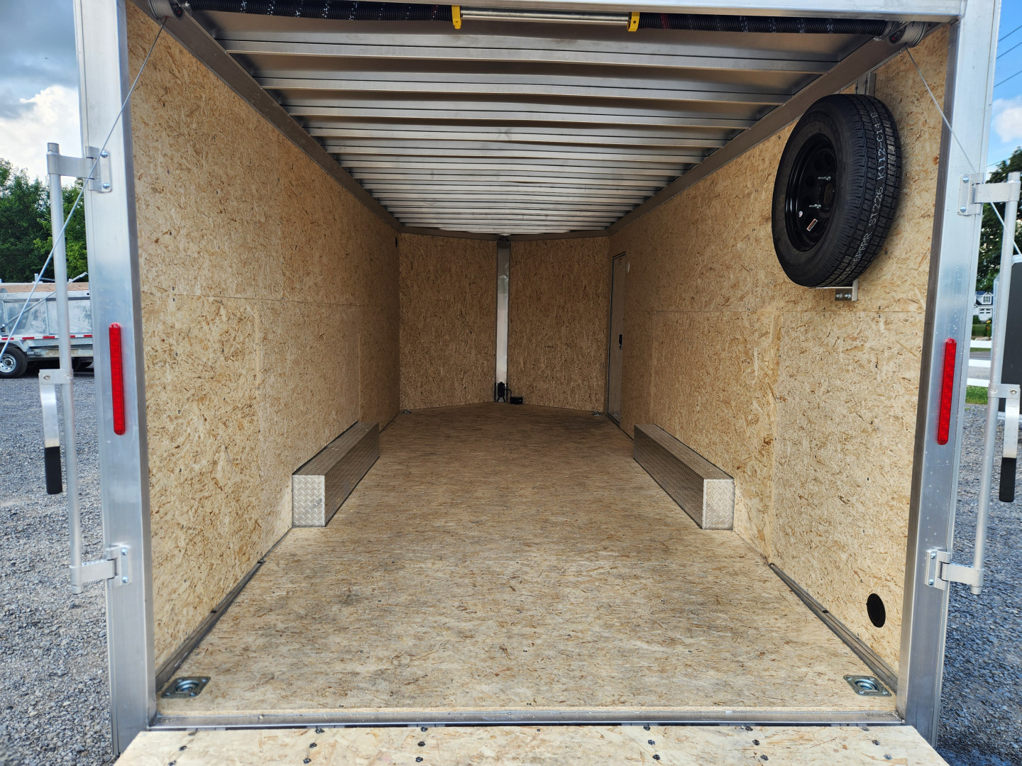 New 2026 ALCOM 8.5X20 XLT PRO Car / Racing Trailer