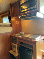 Used 2007 Exiss Trailers 3 horse w/ 7' living quarters Horse Trailer