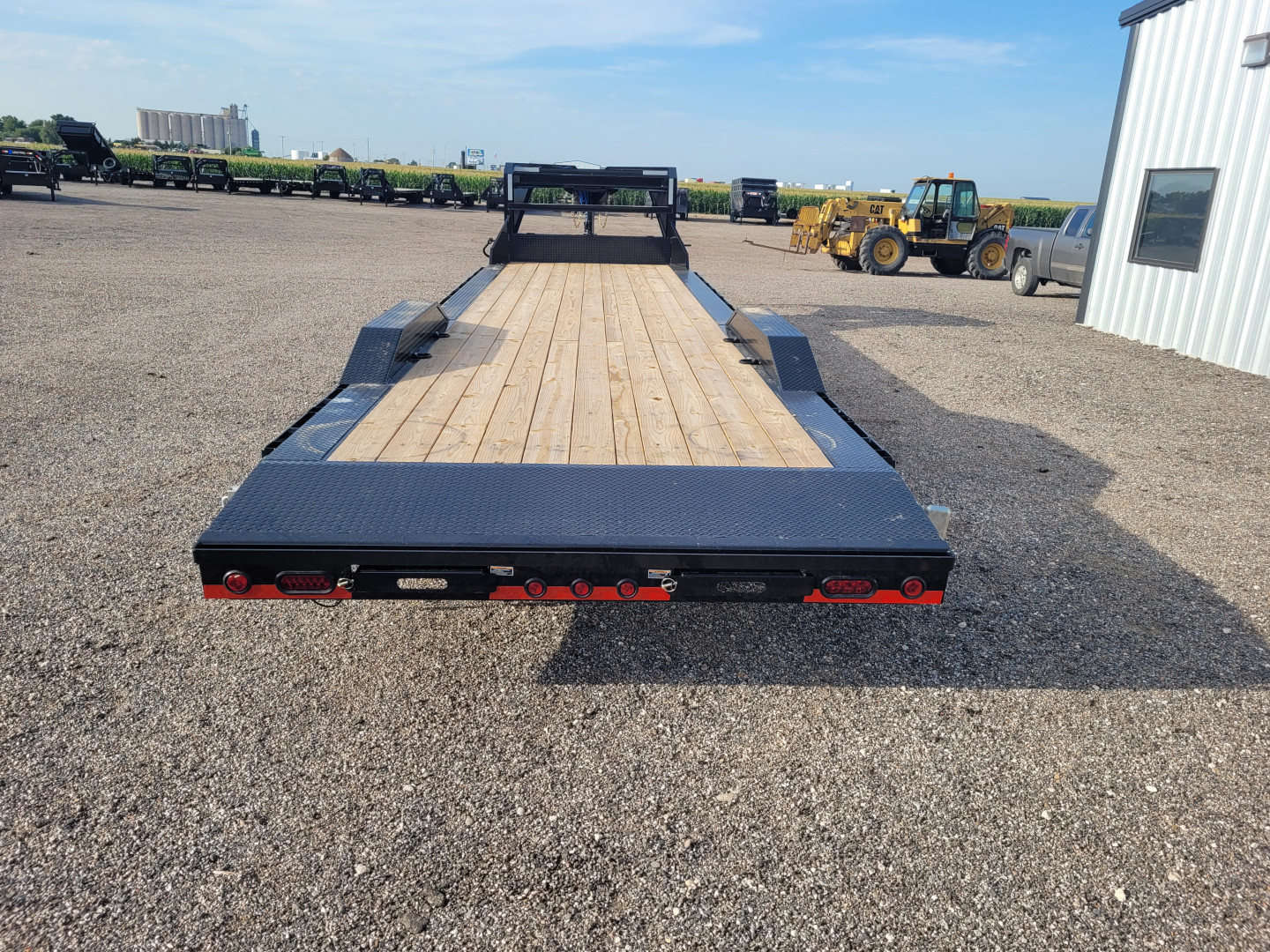 New 2025 Load Trail 102"X32' Gooseneck Carhauler Trailer