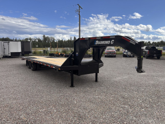 New 2025 Diamond C Trailers 32' Hydraulic Dovetail Flatbed Trailer