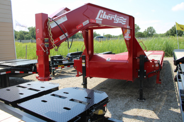 New 2025 Liberty 20' 23.9K GVWR MR GOOSENECK EQUIPMENT EQUIPMENT TRAILER 48269 Equipment Trailer