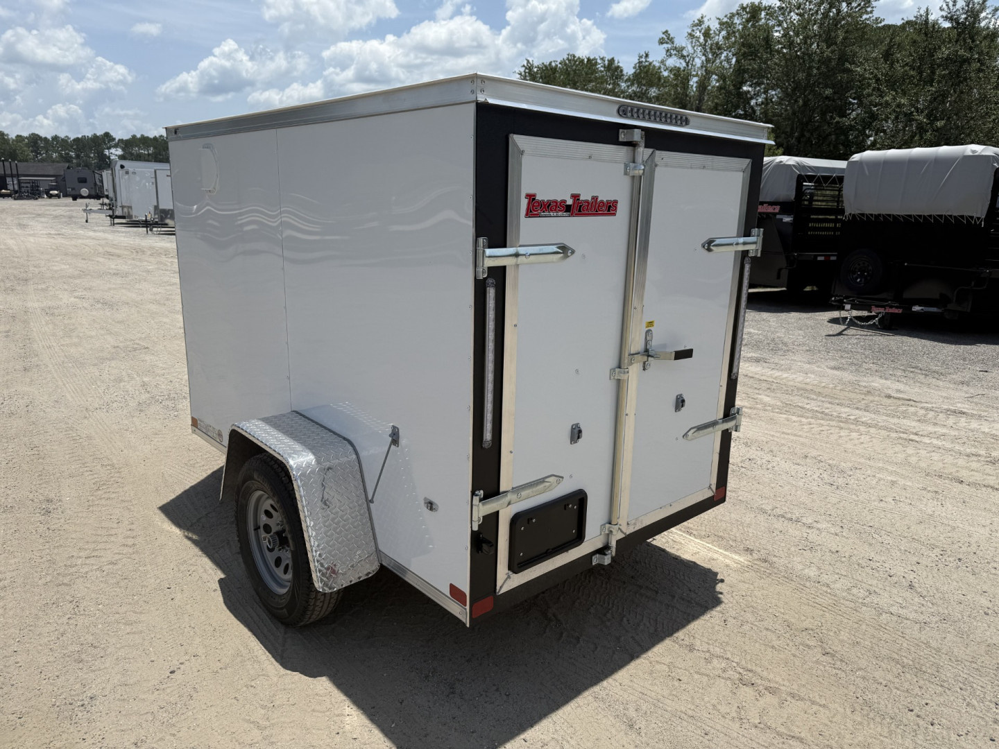 New TX5X8SA TEXAS TRAILERS 5' X 8' CARGO / ENCLOSED TRAILER W/ DOUBLE REAR DOORS & SIDE DOOR