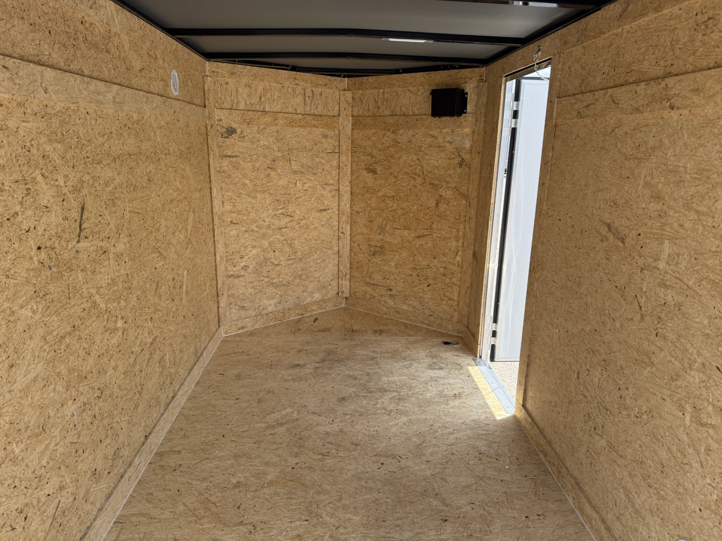 New TX5X8SA TEXAS TRAILERS 5' X 8' CARGO / ENCLOSED TRAILER W/ DOUBLE REAR DOORS & SIDE DOOR