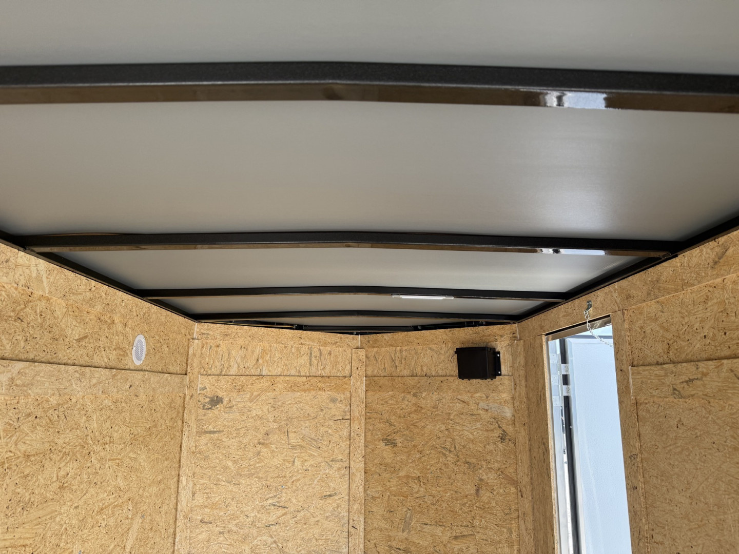 New TX5X8SA TEXAS TRAILERS 5' X 8' CARGO / ENCLOSED TRAILER W/ DOUBLE REAR DOORS & SIDE DOOR