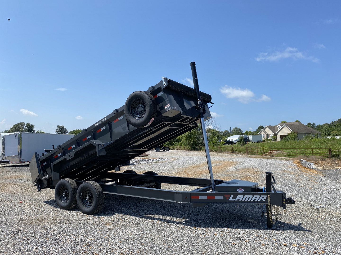New 2026 Lamar Dump Trailer | 83" x 16' 14K GVWR