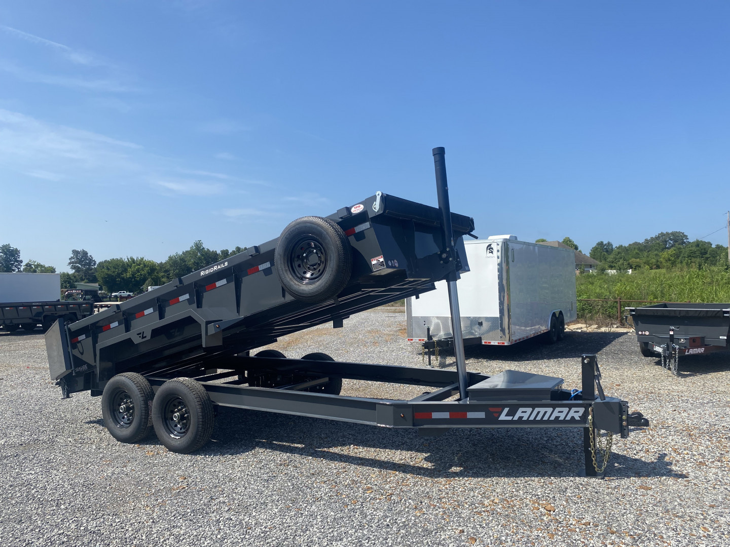 New 2026 Lamar Dump Trailer | 83" x 16' 14K GVWR