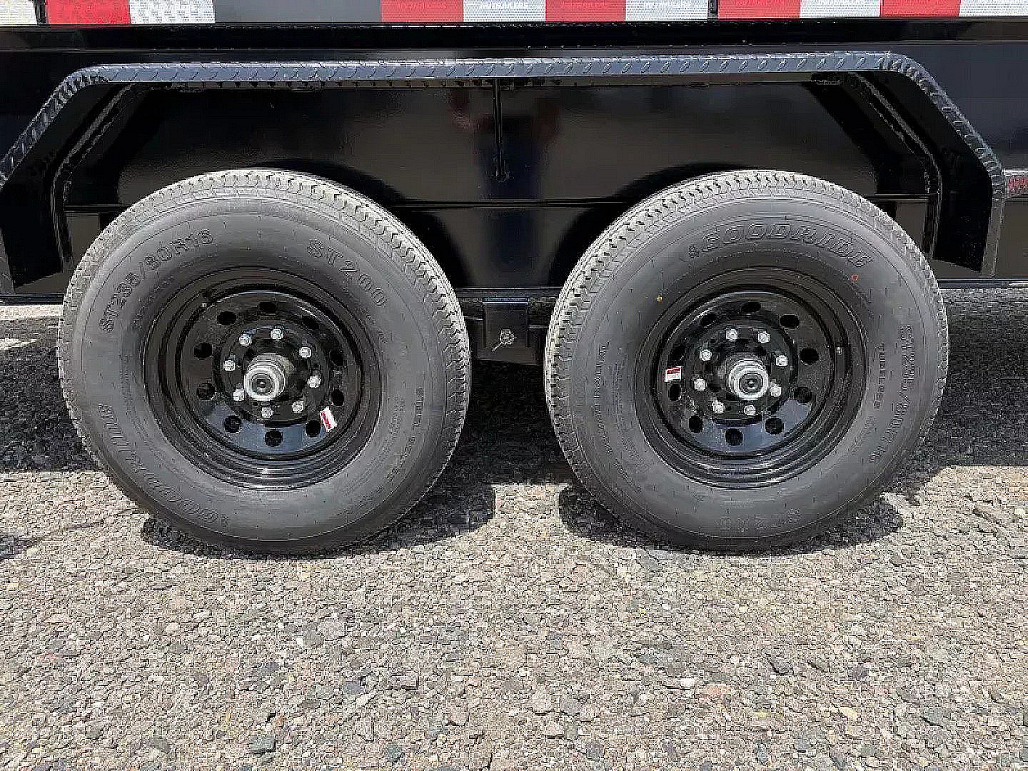 New 2026 14'x83" 14k PJ Low Pro Dump Trailer