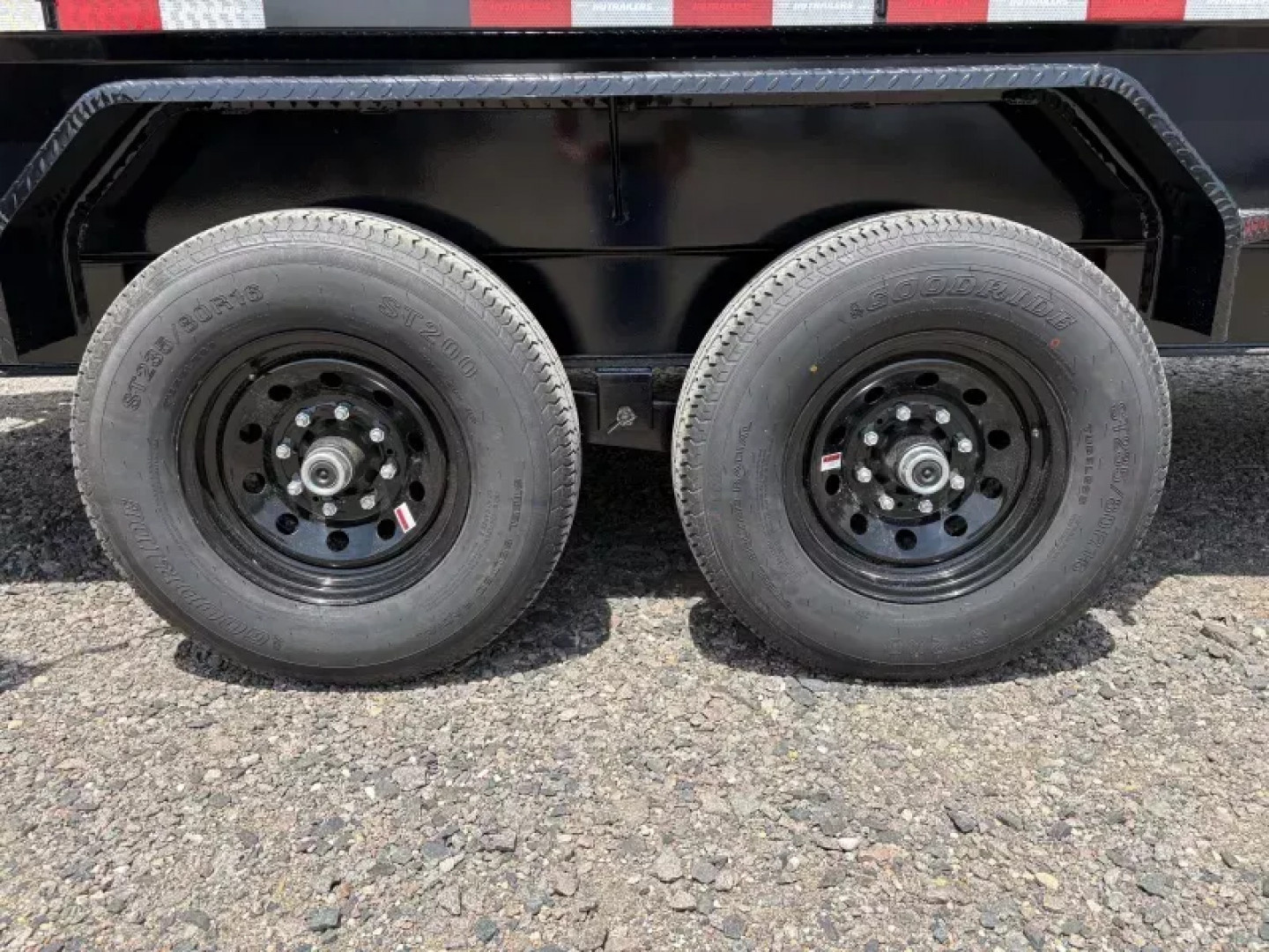 New 2026 14'x83" 14k PJ Low Pro Dump Trailer