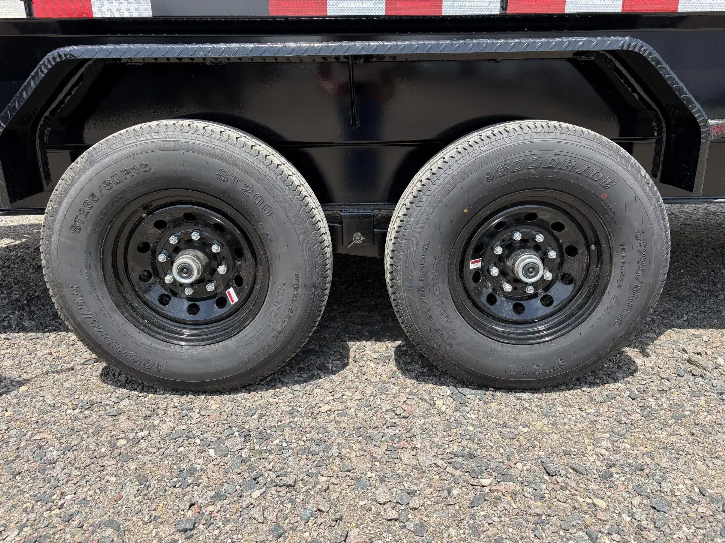 New 2026 16'x83" 14k PJ Low-Pro Dump Trailer