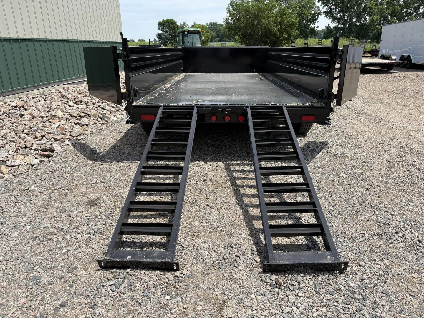 New 2026 16'x83" 14k PJ Low-Pro Dump Trailer