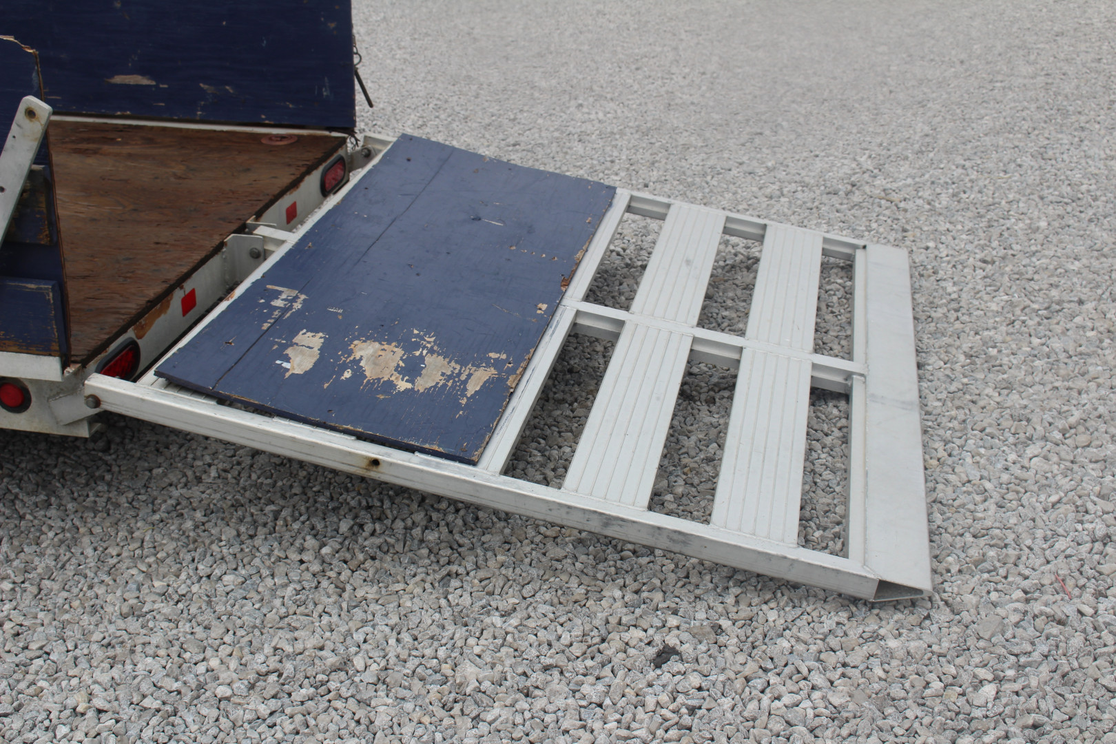 Used 2007 Worthington Trailers WU-56 Utility Trailer