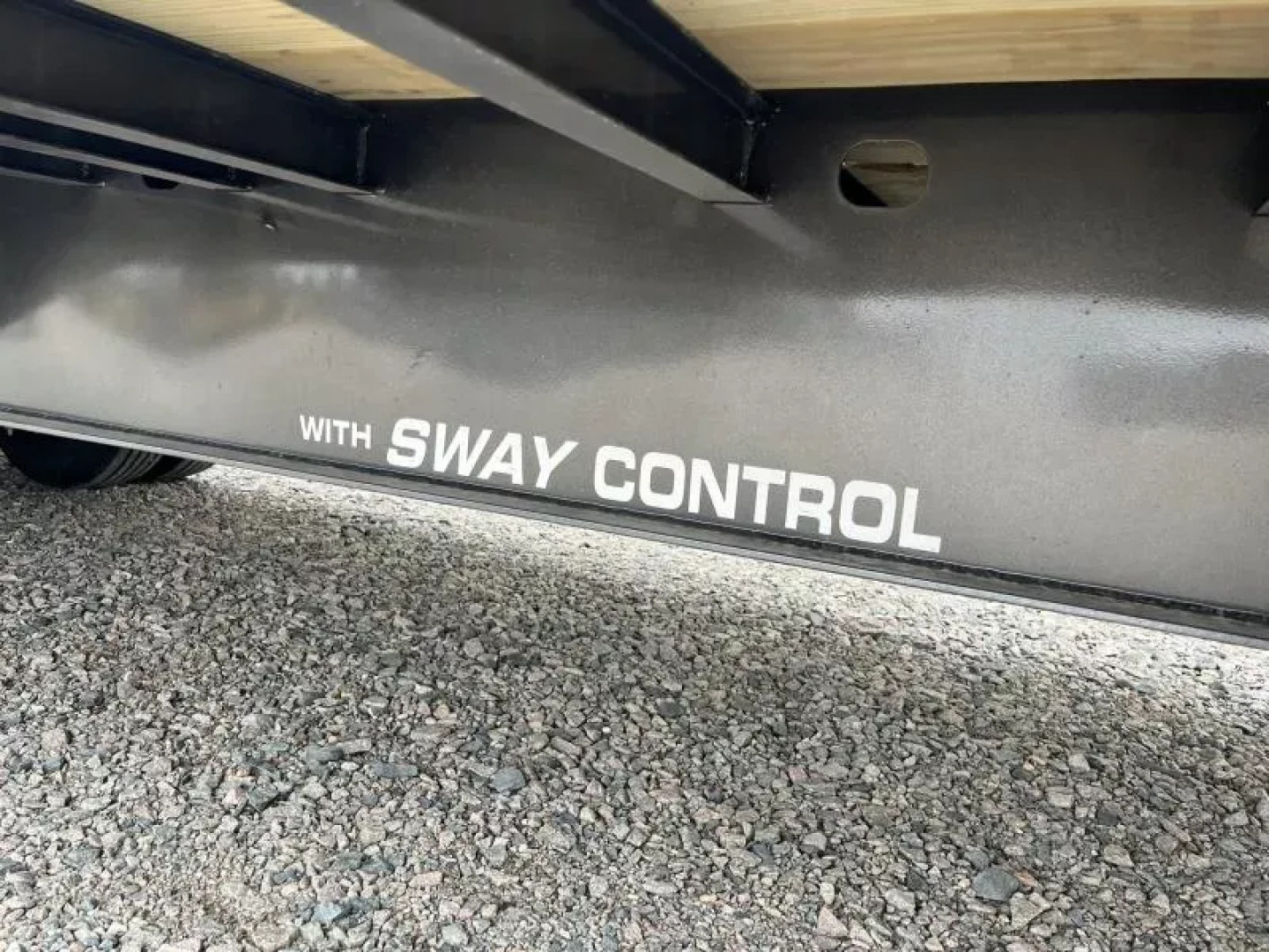 New 2025 30' Diamond C FMAX210 Gooseneck Flatbed Trailer