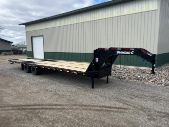 New 2025 Diamond C Trailers FMAX210 32' Hydraulic Dovetail GN Flatbed Trailer