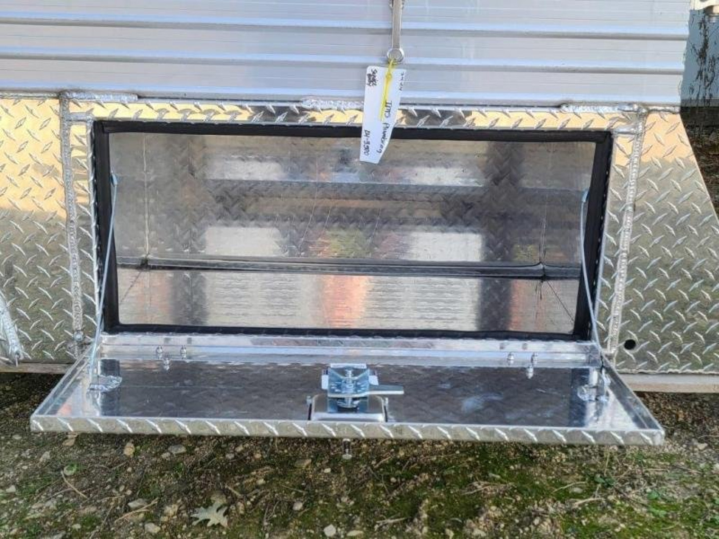 New 2025 Alum Line 11'5" x 96" Enclosed Service / Van Body - 84" CA Service Bodies