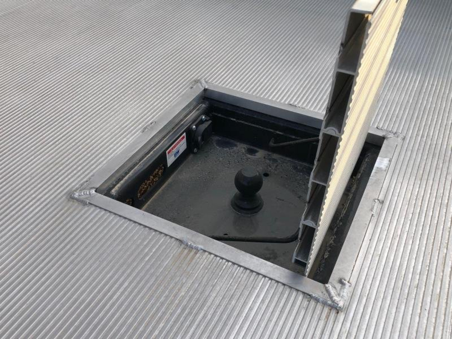 New 2025 PJ Trailers 97"x136" Truck Bed