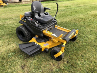 New 2024 Hustler Raptor XD 60  Lawn Mowers