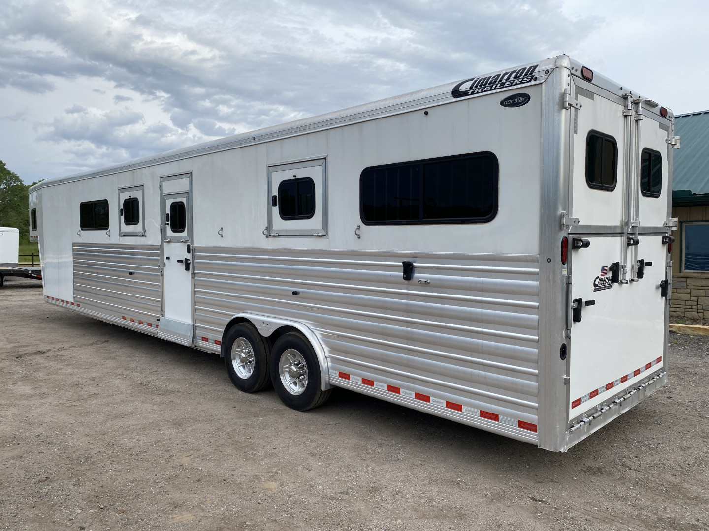 Used 2022 Cimarron 6H Head To Head