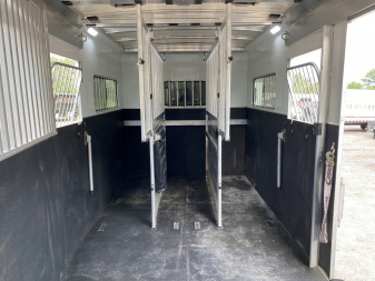 Used 2022 Cimarron 6H Head To Head