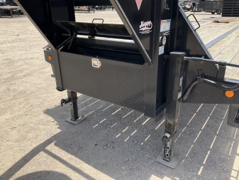 Used 2020 PJ 102"x40' GN Low-Pro Flatbed w/ Duals - LD