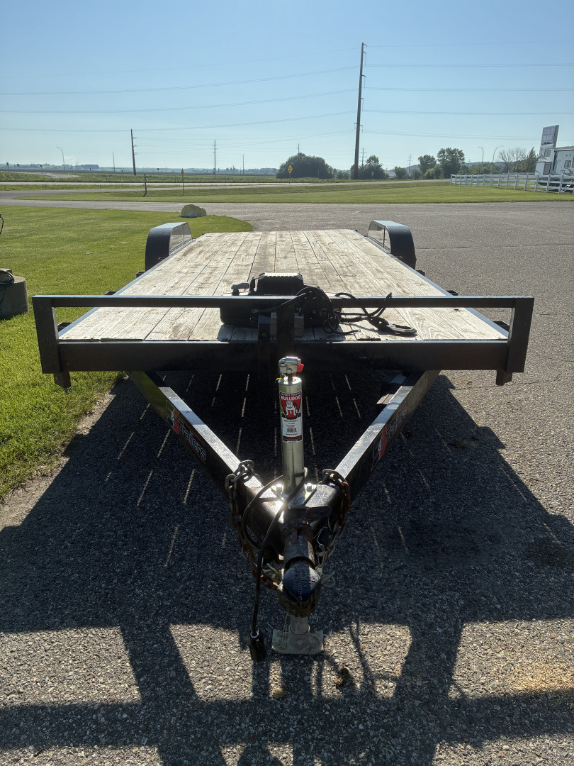 Used 2022 S&S Manufacturing 20' Flatbed Car Hauler