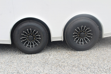 New 2025 United UXT Commercial Grade Cargo Trailer - 8.5 'x 18' - 7' Interior Height - Rear Ramp Door - Extended Tongue - 9900# GVW