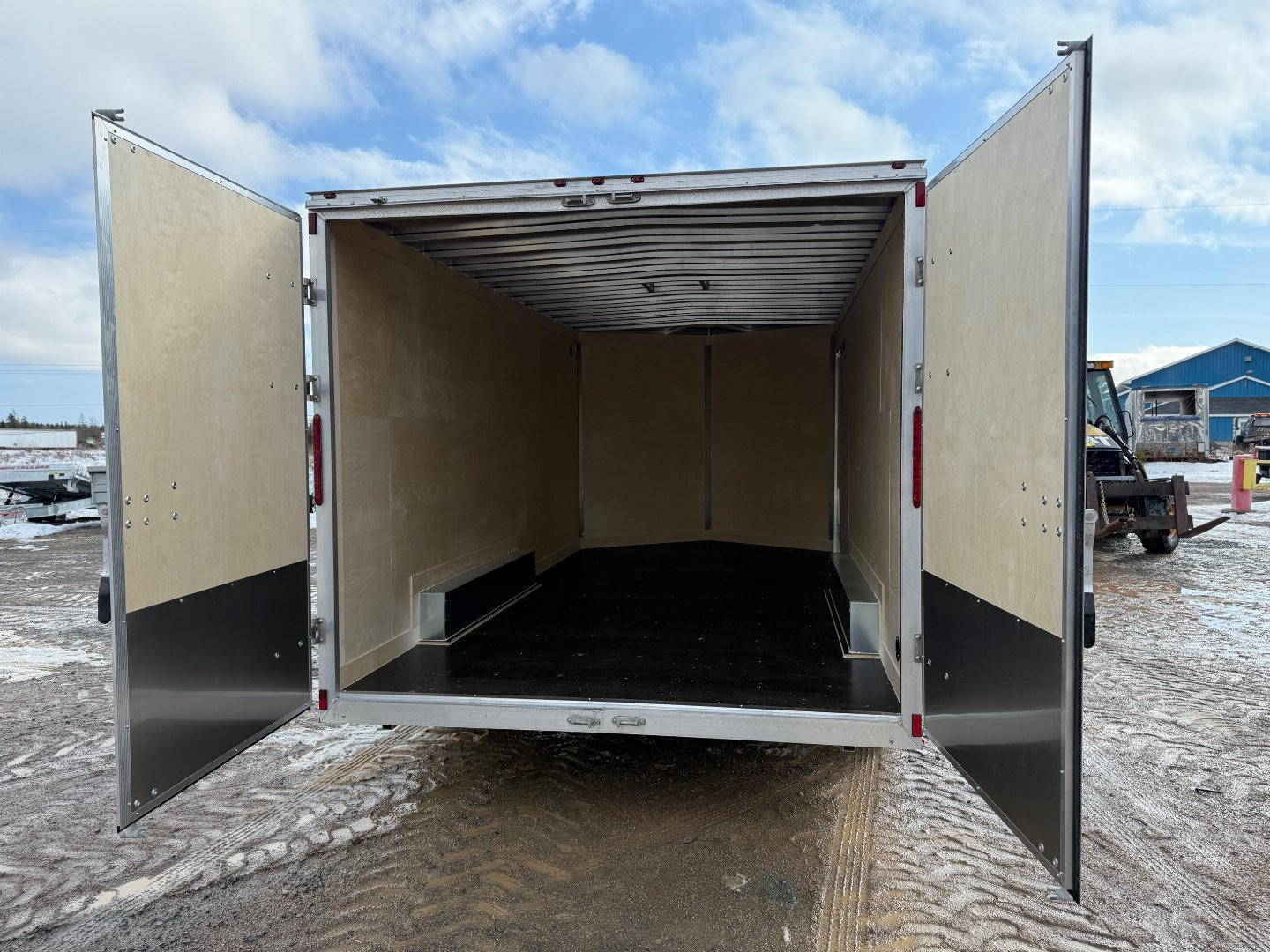 New 2025 Gator Canada 8 1/2 x 16' hd Cargo / Enclosed Trailer 10,000 Lb