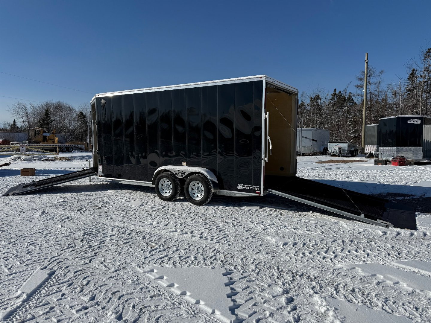New 2025 GATOR Elite 16 + 5 Inline Snowmobile Trailer
