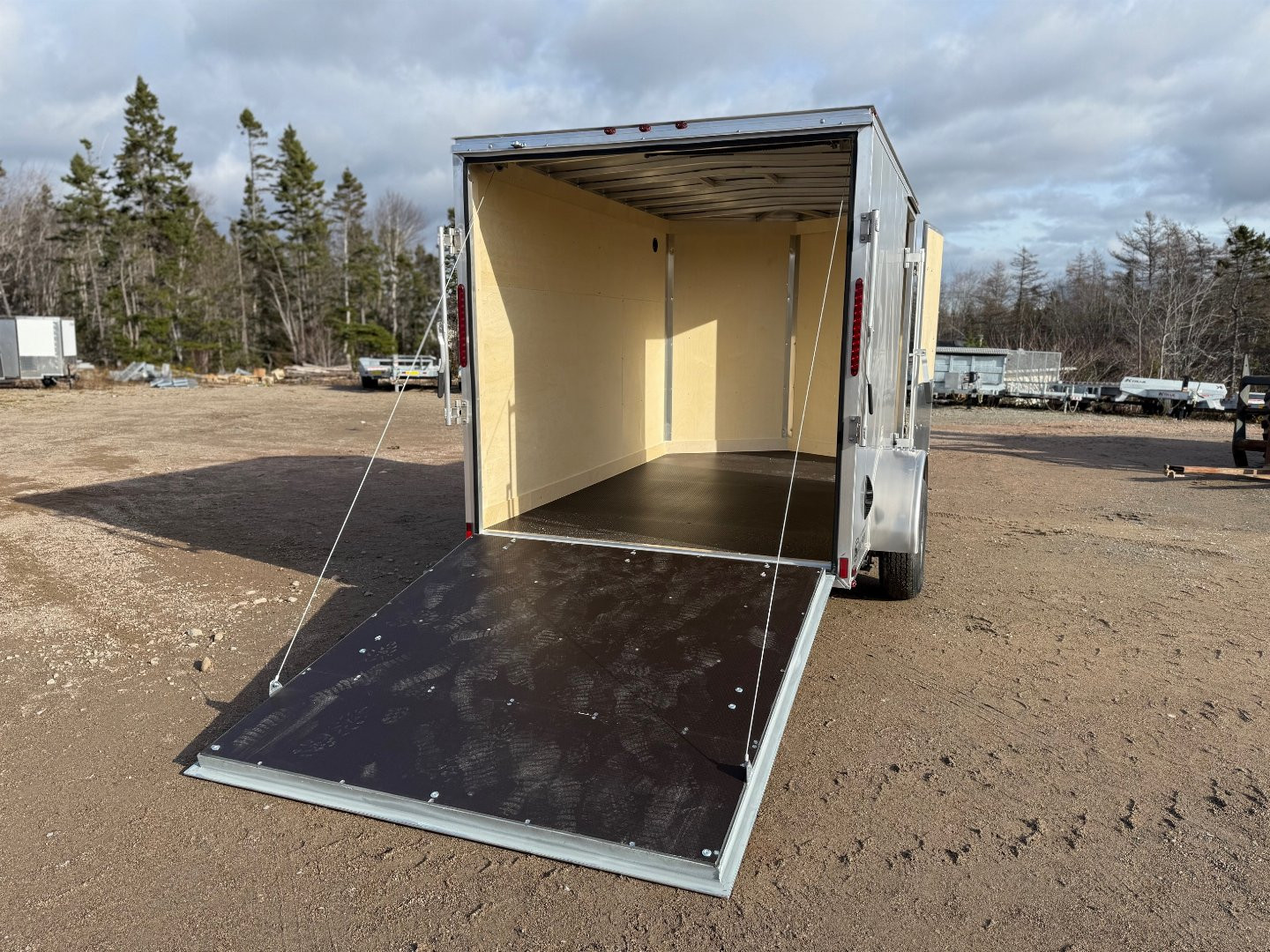 New 2025 Gator Elite 6 x 10 Cargo / Enclosed Trailer