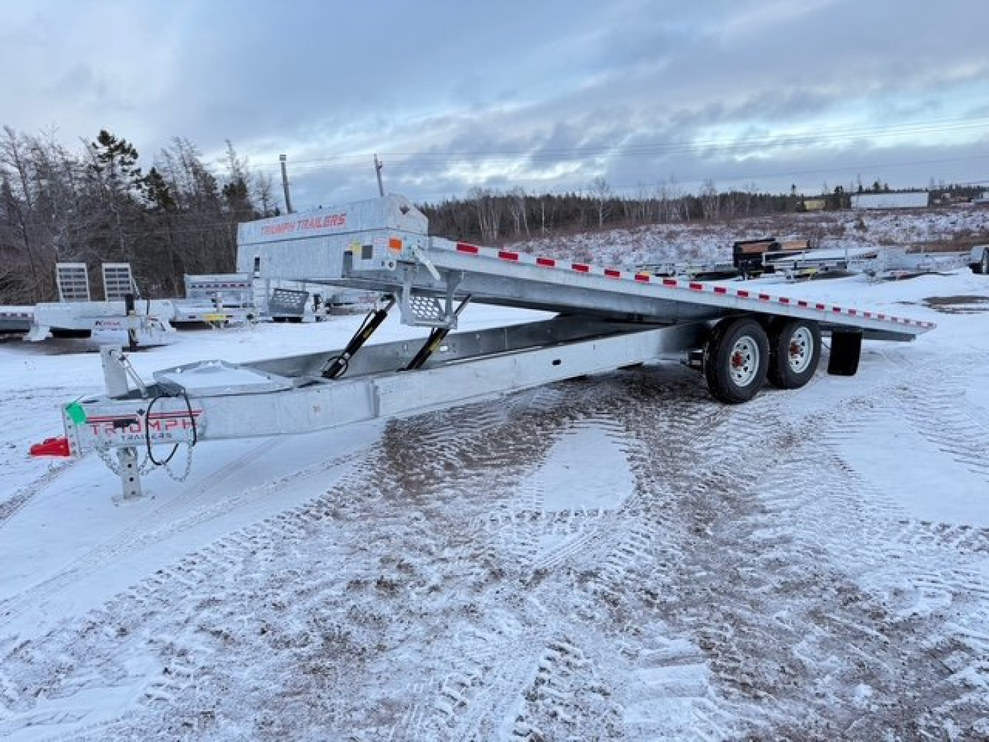 New 2025 Triumph 24' deckover Tilt Trailer, 14,000 Lb