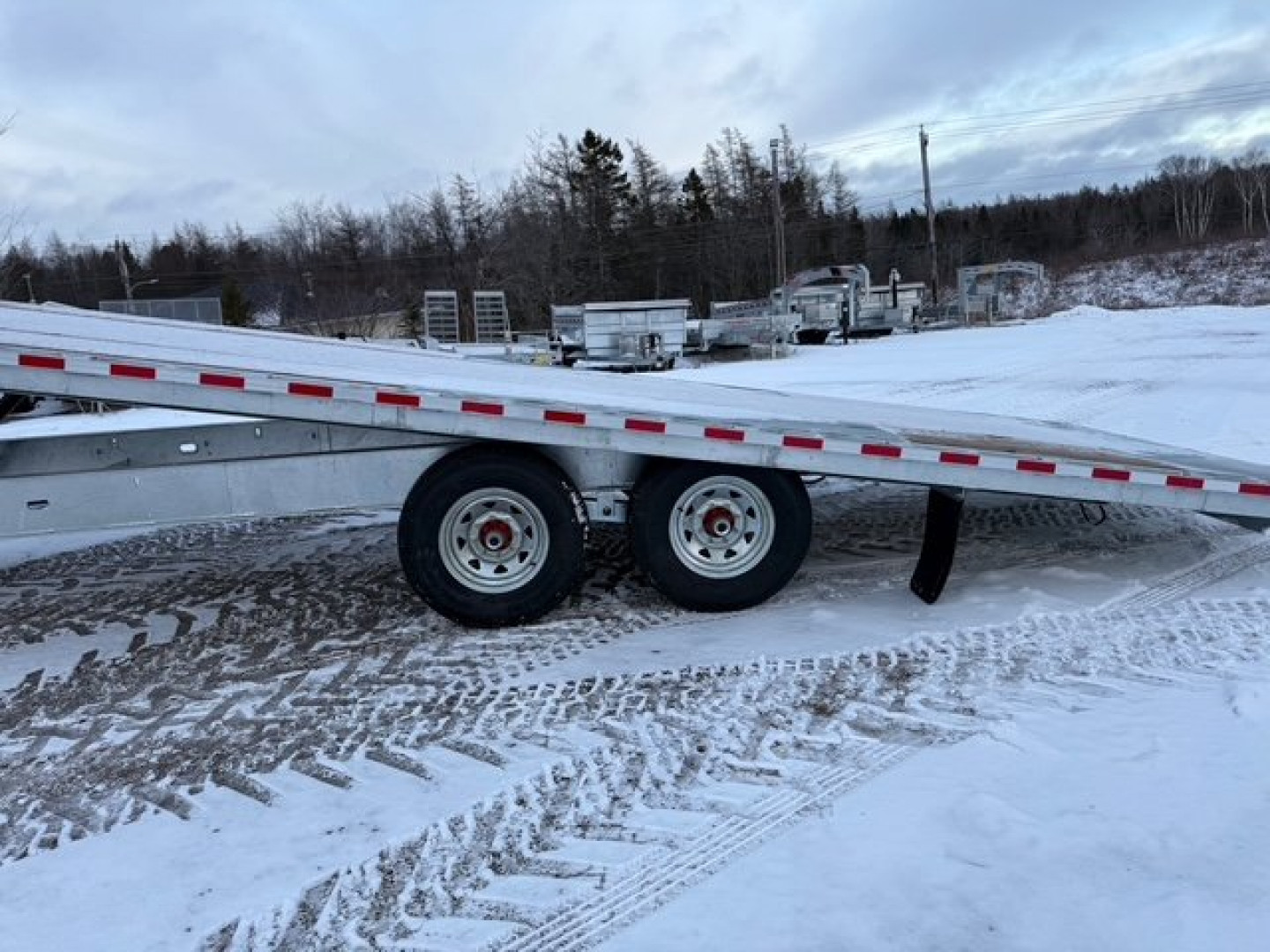 New 2025 Triumph 24' deckover Tilt Trailer, 14,000 Lb