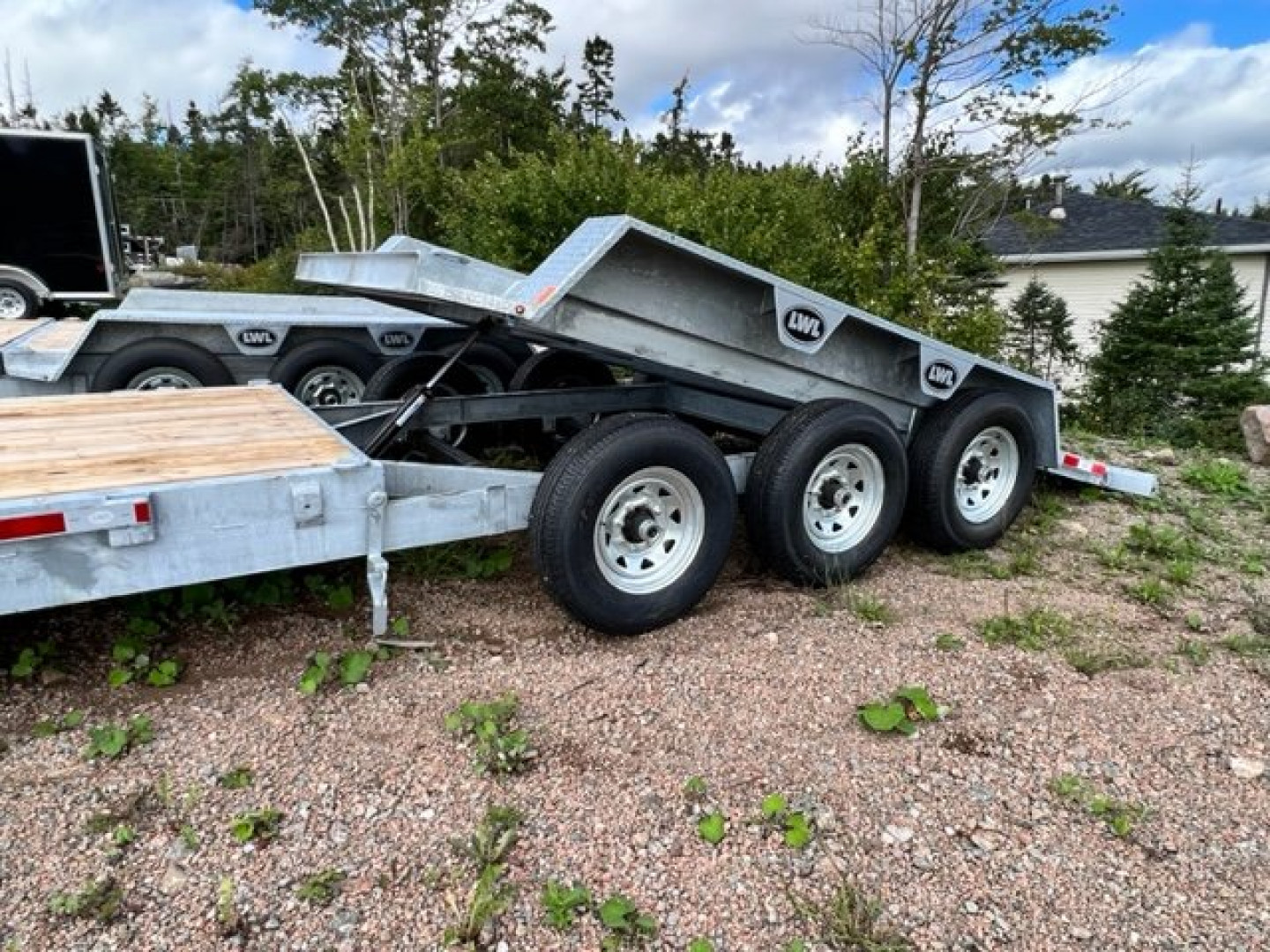 New 2026 tilt deck 22' Industrial Equipment Trailer