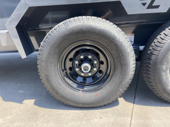 New Lamar 16' Telescopic Dump Trailer