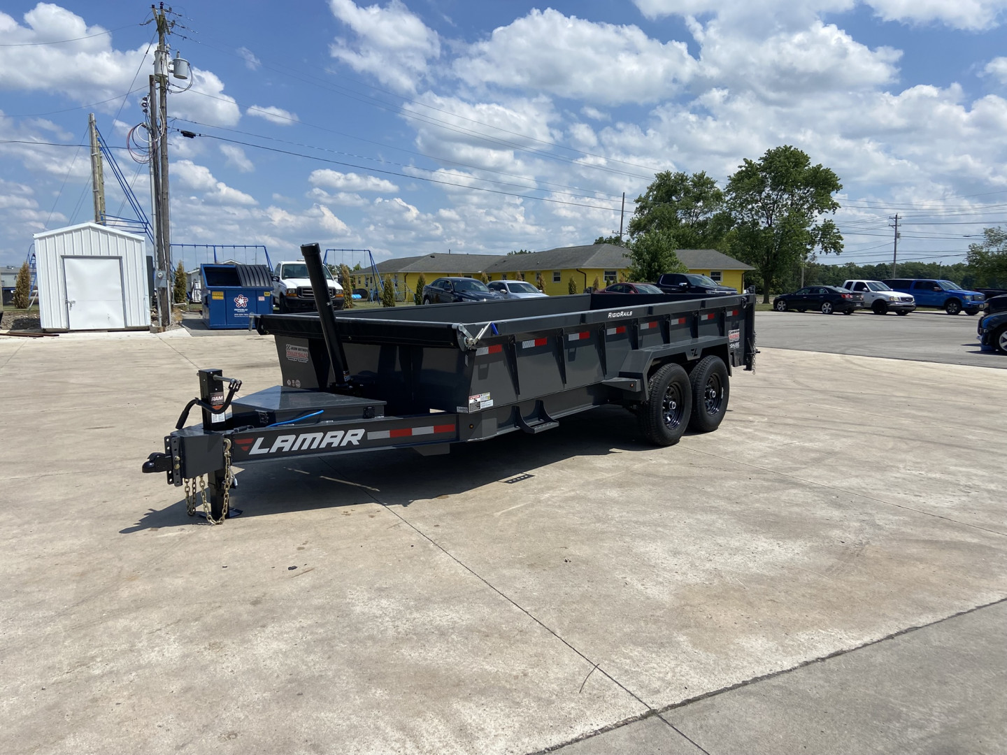 New Lamar 16' Telescopic Dump Trailer